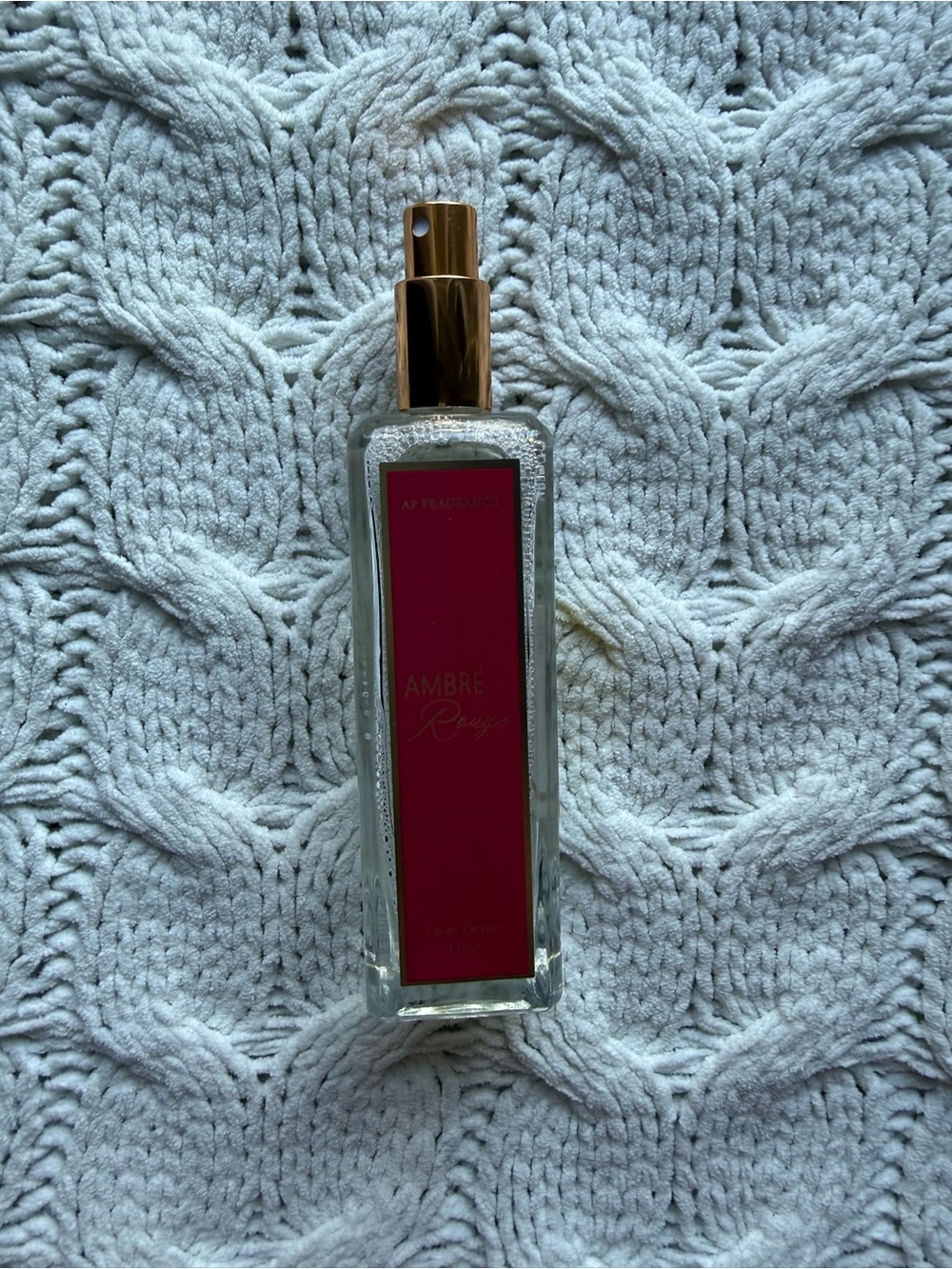 Ambré Rouge Linen Parfum - Rouge - Picture 4 of 4